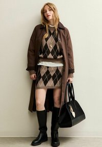 Jumper - brown pattern