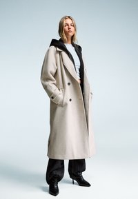 SOFT  - Trenchcoat - sand