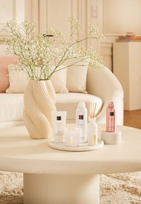 Rituals LARGE BATH & BODY GIFT SET - THE RITUAL OF SAKURA - FLORAL - CHERRY BLOSSOM & RICE MILK - Bath and body set