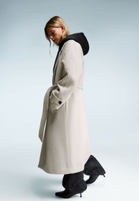 SOFT  - Trenchcoat - sand